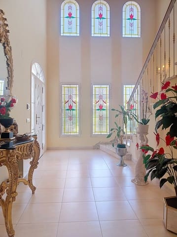 6 makuuhuone Huvila myytävänä paikassa Levante Alto, Benidorm mukana uima-altaan 
autotalli - 1 635 000 € (Ref: 9777235)