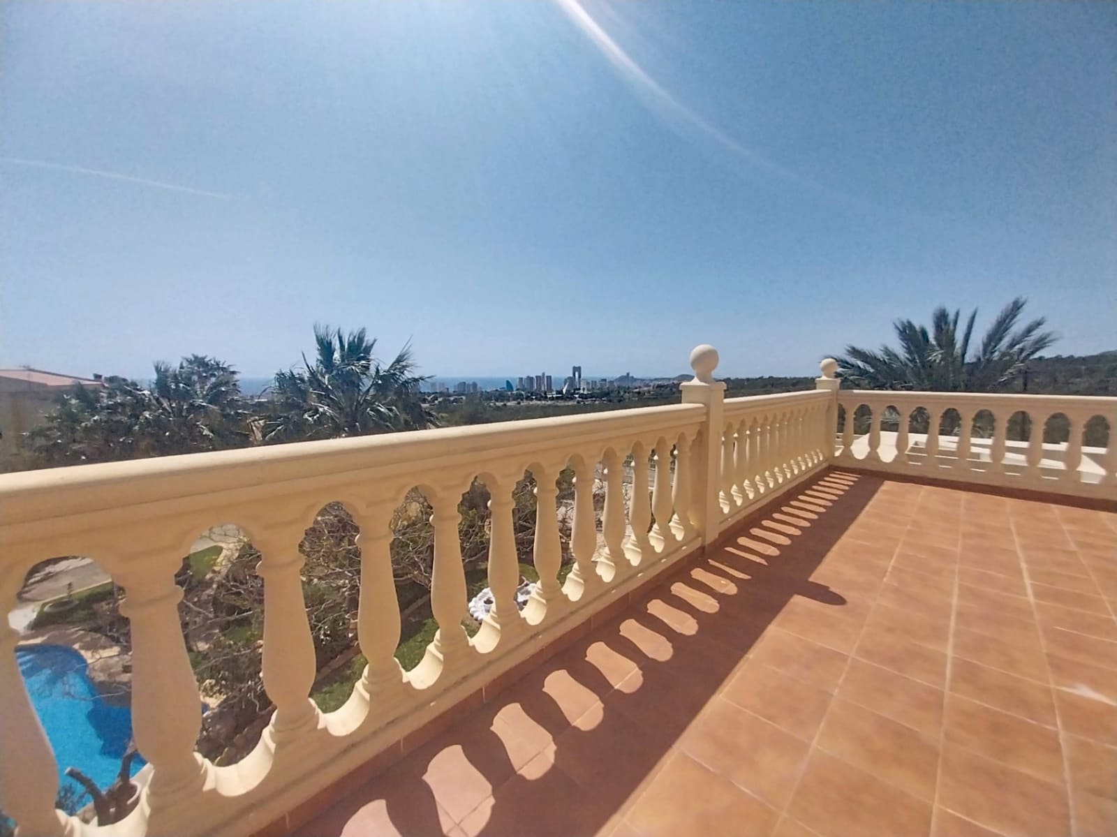 6 makuuhuone Huvila myytävänä paikassa Benidorm mukana uima-altaan 
autotalli - 1 635 000 € (Ref: 9777235)