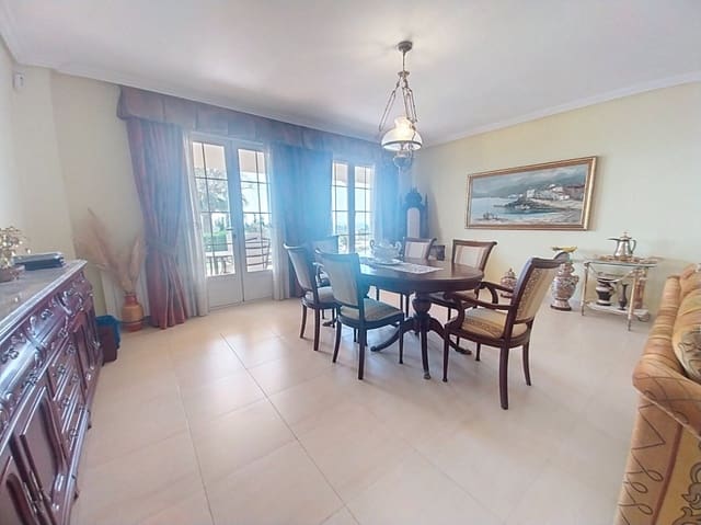 6 makuuhuone Huvila myytävänä paikassa Levante Alto, Benidorm mukana uima-altaan 
autotalli - 1 635 000 € (Ref: 9777235)