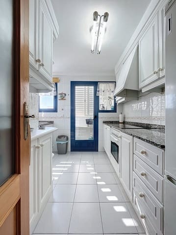 Apartamento de 2 habitaciones en Albir, Alfaz del Pi / L'Alfàs del Pi en venta con piscina - 310.000 € (Ref: 9782404)