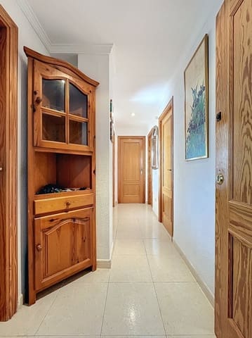 Apartamento de 2 habitaciones en Albir, Alfaz del Pi / L'Alfàs del Pi en venta con piscina - 310.000 € (Ref: 9782404)