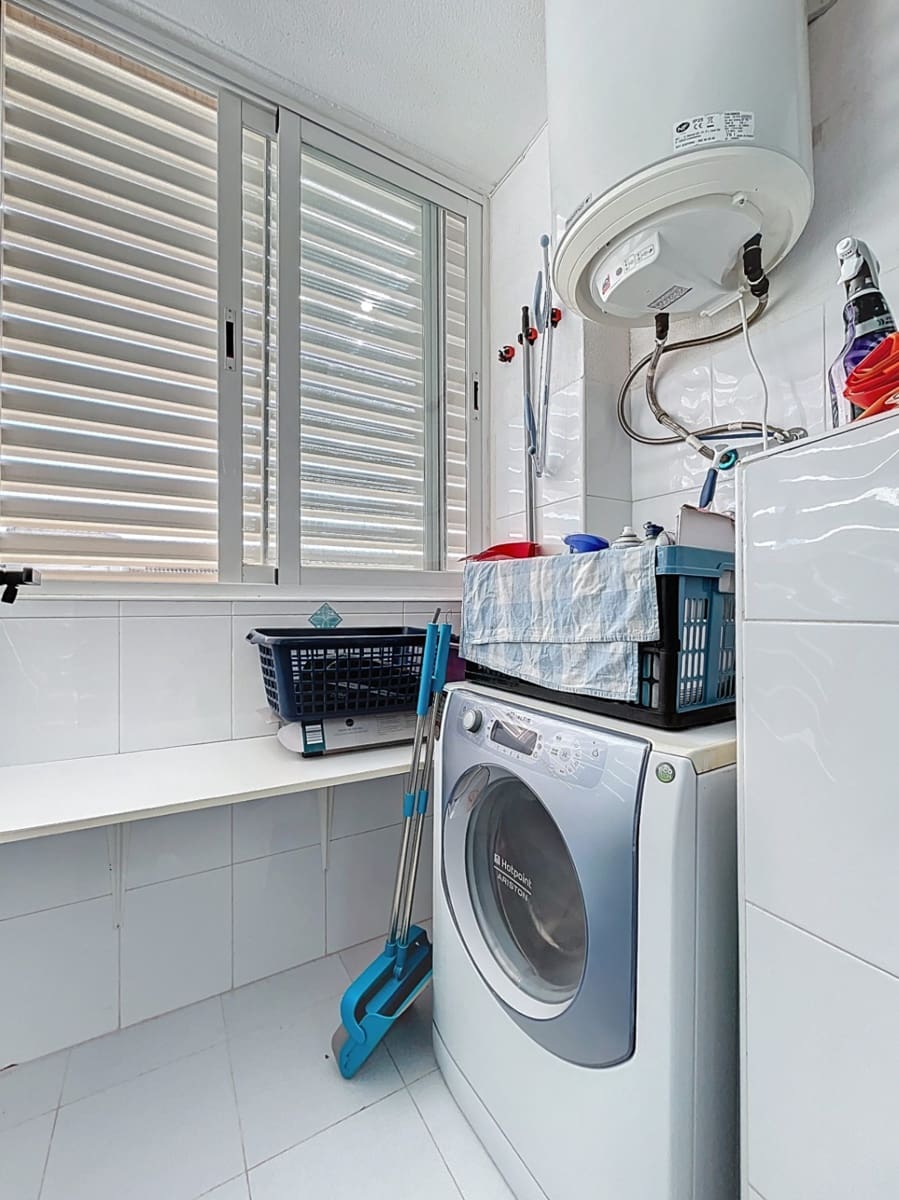 Apartamento de 2 habitaciones en Albir en venta con piscina - 310.000 € (Ref: 9782404)