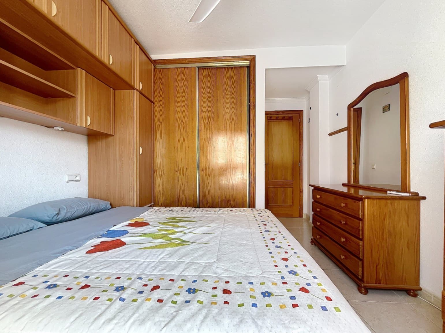 Apartamento de 2 habitaciones en Albir en venta con piscina - 310.000 € (Ref: 9782404)