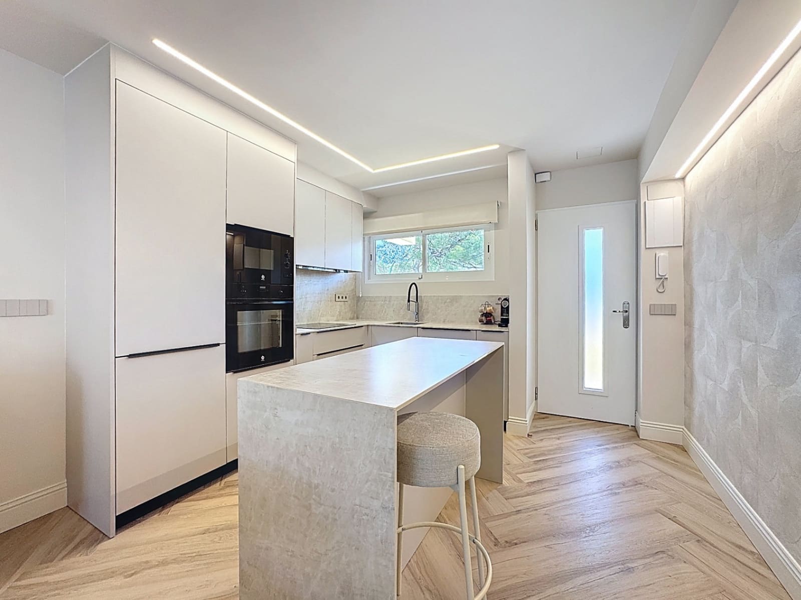 Apartamento de 2 habitaciones en Albir en venta con garaje - 360.000 € (Ref: 9793645)