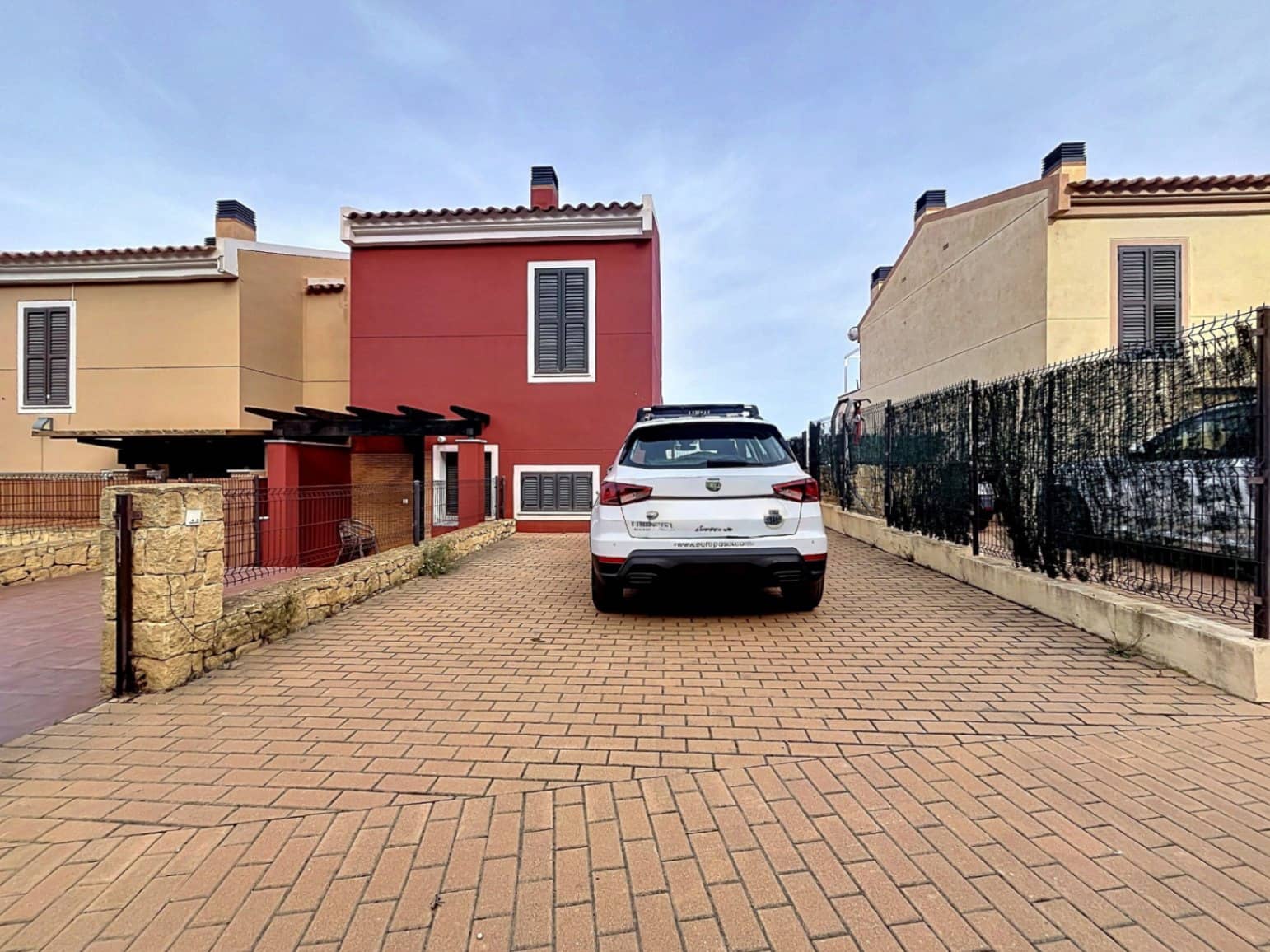 2 camera da letto Villetta Bifamiliare in vendita in Polop con piscina garage - 260.000 € (Rif: 9805546)