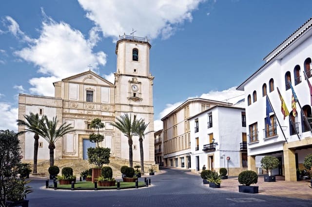 Terrain à Bâtir à vendre à La Nucia Pueblo  , La Nucia - 25 000 € (Ref: 9810376)