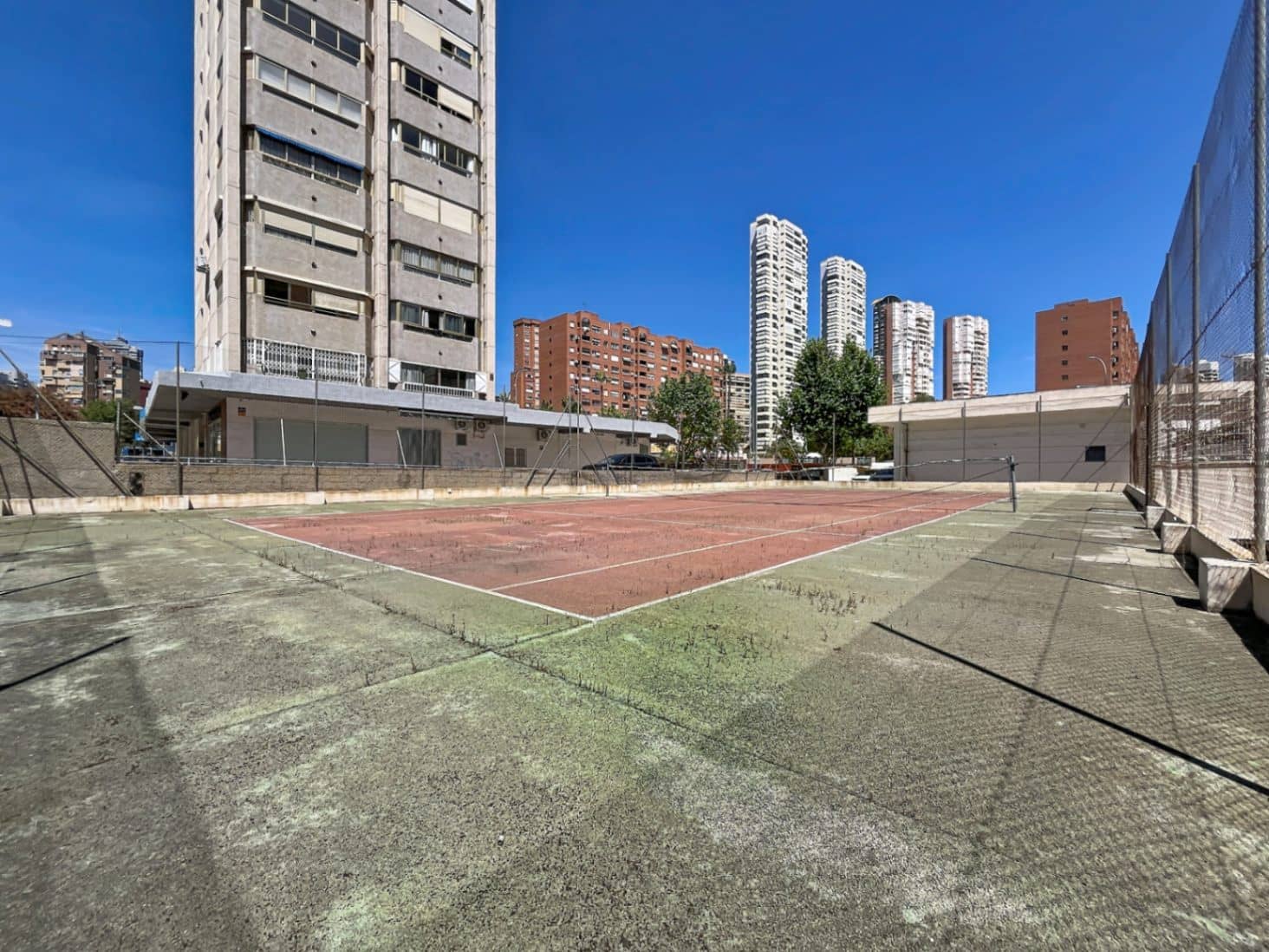 2 makuuhuone Huoneisto myytävänä paikassa Benidorm mukana uima-altaan 
autotalli - 330 000 € (Ref: 9816235)