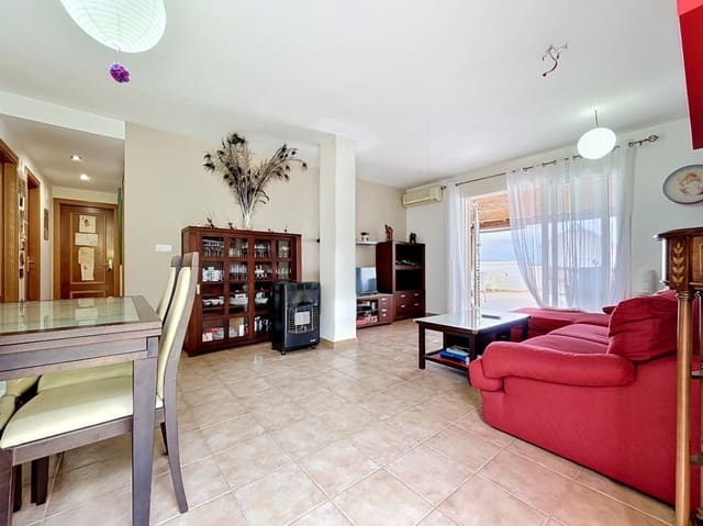 Apartamento de 2 habitaciones en Finestrat Pueblo, Finestrat en venta con piscina garaje - 315.000 € (Ref: 9824125)