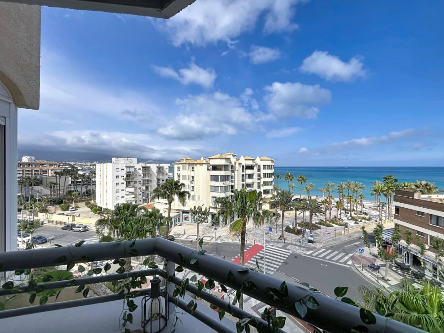 2 bedroom Apartment for rent in Albir with pool garage - € 1,800 (Ref: 9844467)