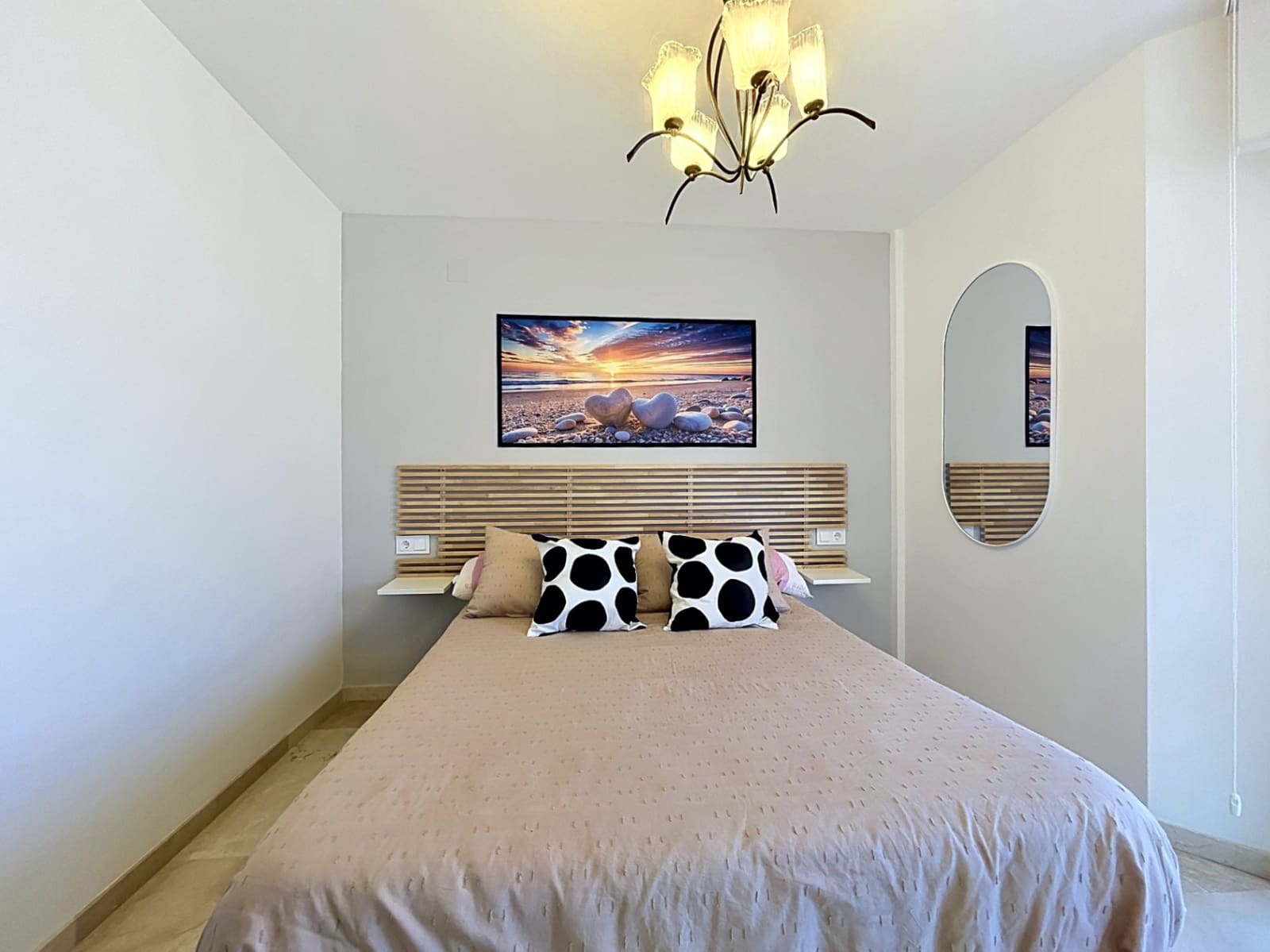 2 bedroom Apartment for rent in Albir with pool garage - € 1,800 (Ref: 9844467)