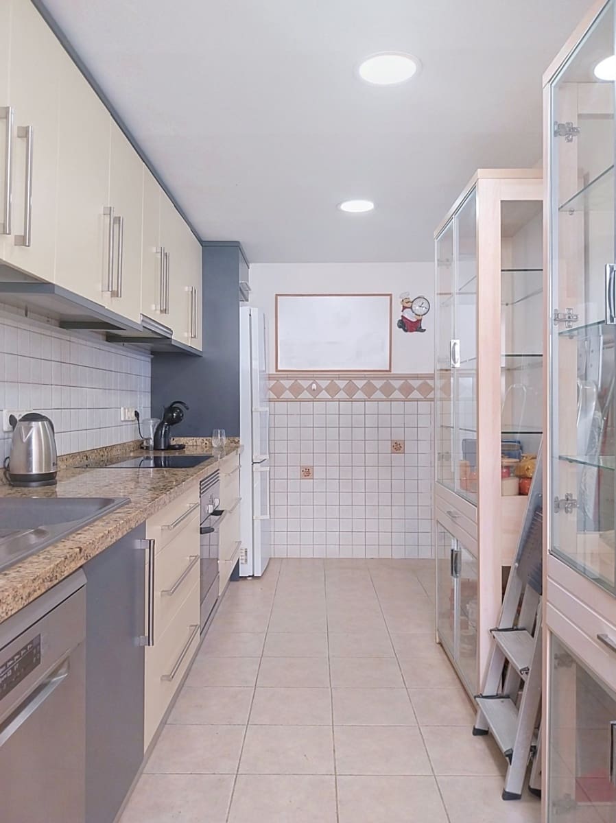 3 soveværelse Lejlighed til salg i Alfaz del Pi / L'Alfas del Pi med garage - € 269.000 (Ref: 9844543)