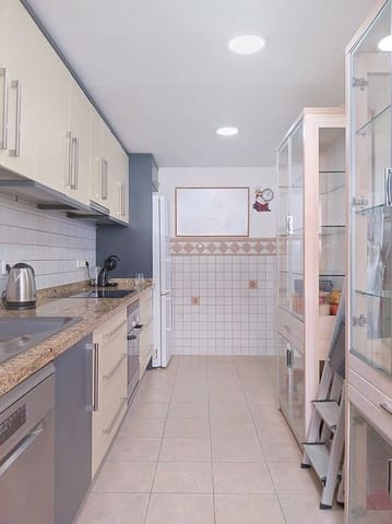 3 soveværelse Lejlighed til salg i Pueblo - Urbanizaciones, Alfaz del Pi / L'Alfàs del Pi med garage - € 269.000 (Ref: 9844543)