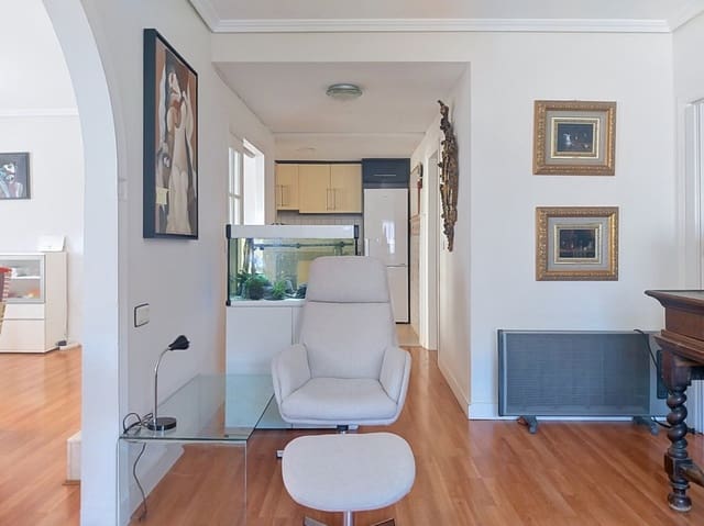 3 soveværelse Lejlighed til salg i Pueblo - Urbanizaciones, Alfaz del Pi / L'Alfàs del Pi med garage - € 269.000 (Ref: 9844543)
