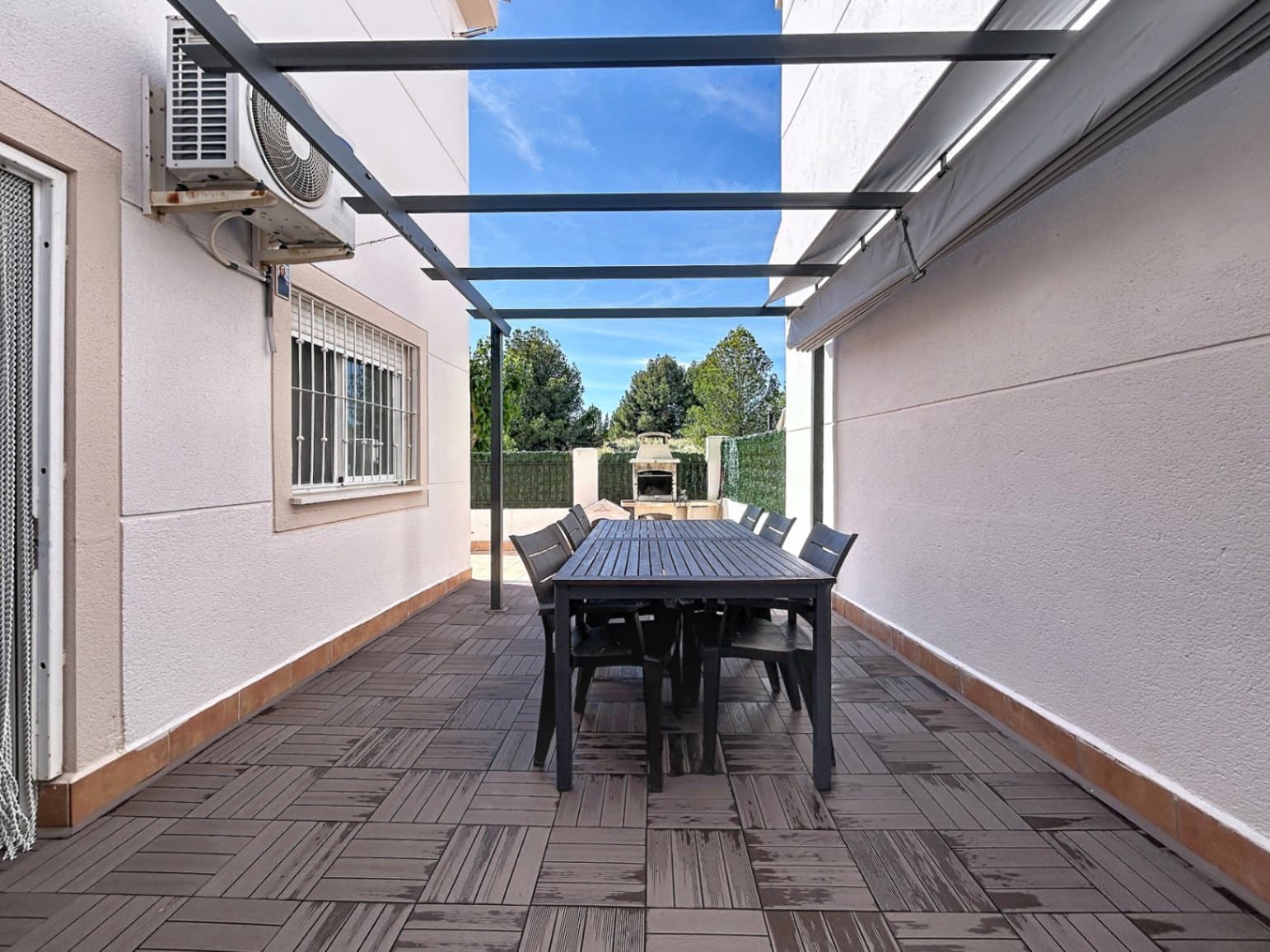 3 bedroom Bungalow for sale in Polop with pool garage - € 315,000 (Ref: 9849824)