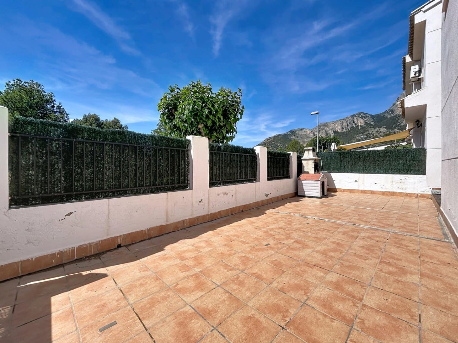 3 bedroom Bungalow for sale in Polop with pool garage - € 315,000 (Ref: 9849824)
