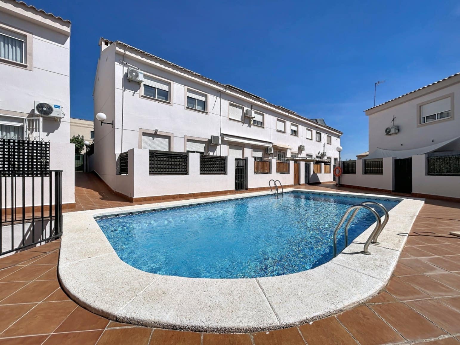3 bedroom Bungalow for sale in Polop with pool garage - € 315,000 (Ref: 9849824)