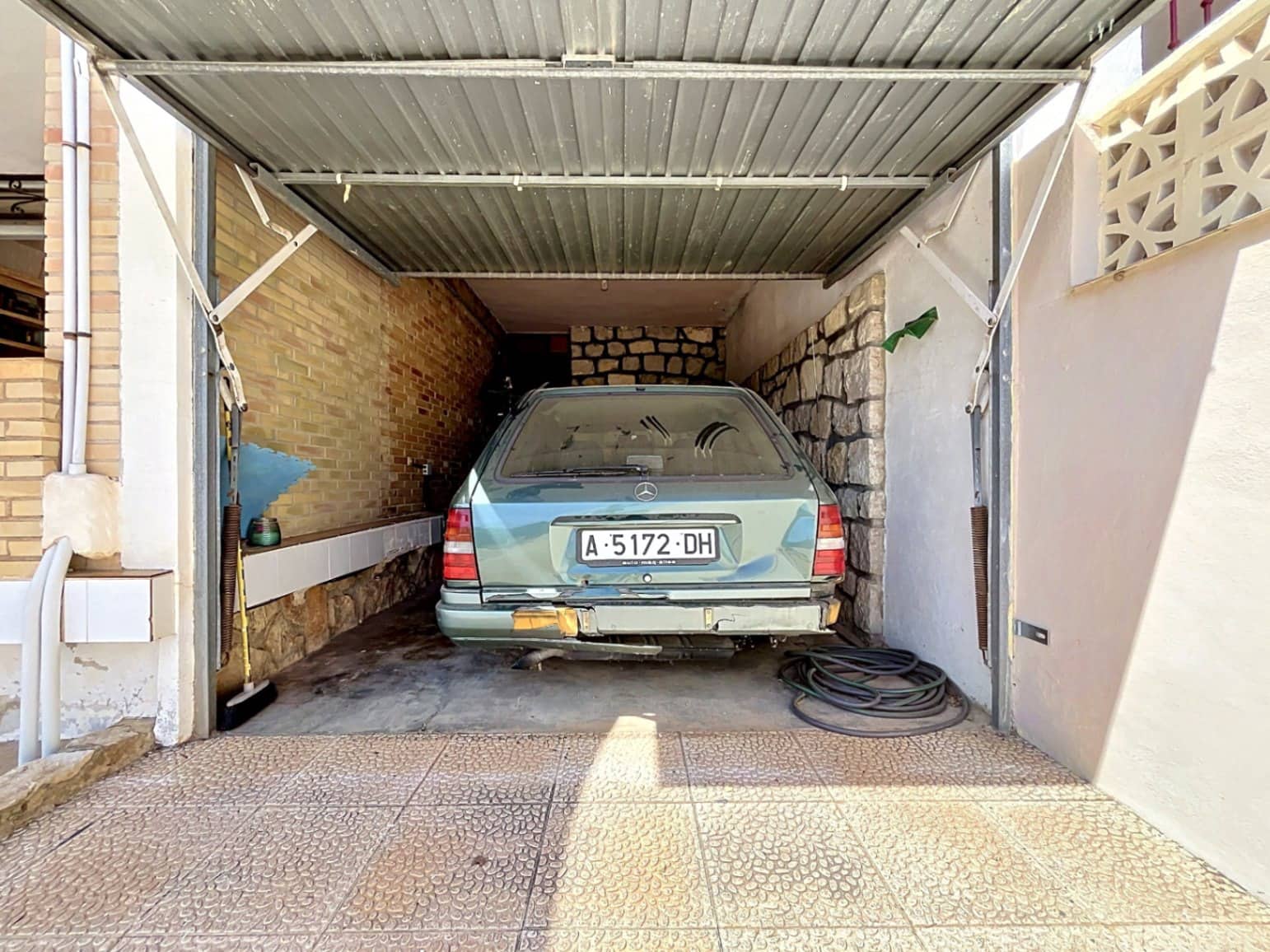 2 makuuhuone Huvila myytävänä paikassa Benidorm mukana 
autotalli - 368 000 € (Ref: 9867652)