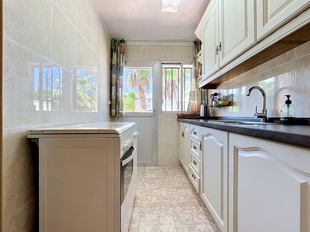 2 makuuhuone Huvila myytävänä paikassa Levante Alto, Benidorm mukana 
autotalli - 368 000 € (Ref: 9867652)