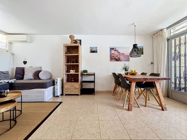 2 makuuhuone Huvila myytävänä paikassa Levante Alto, Benidorm mukana 
autotalli - 368 000 € (Ref: 9867652)
