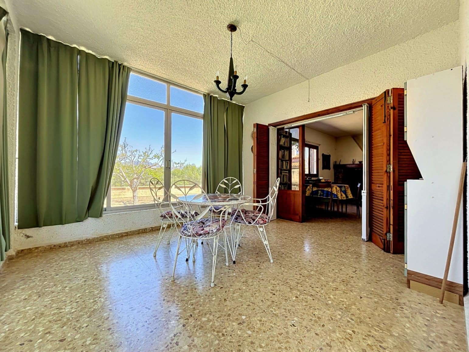 2 sypialnia Willa na sprzedaż w Alfaz del Pi / L'Alfas del Pi z garażem - 449 000 € (Ref: 9879682)