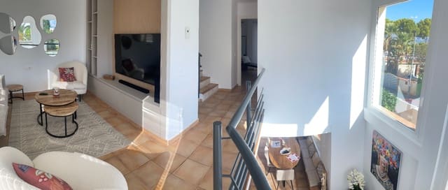 4 slaapkamer Halfvrijstaande villa te koop in Albir, Alfaz del Pi / L'Alfàs del Pi met zwembad garage - € 575.000 (Ref: 9879999)