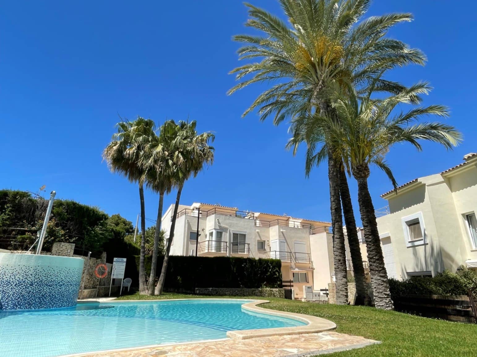 4 slaapkamer Halfvrijstaande villa te koop in Albir met zwembad garage - € 575.000 (Ref: 9879999)
