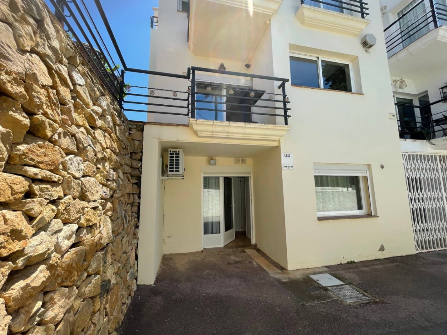 4 slaapkamer Halfvrijstaande villa te koop in Albir met zwembad garage - € 575.000 (Ref: 9879999)