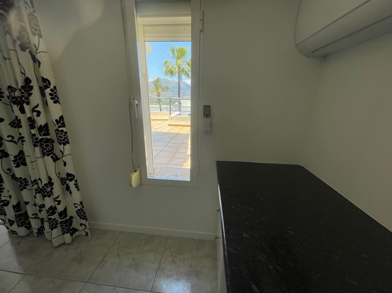 4 slaapkamer Halfvrijstaande villa te koop in Albir met zwembad garage - € 575.000 (Ref: 9879999)