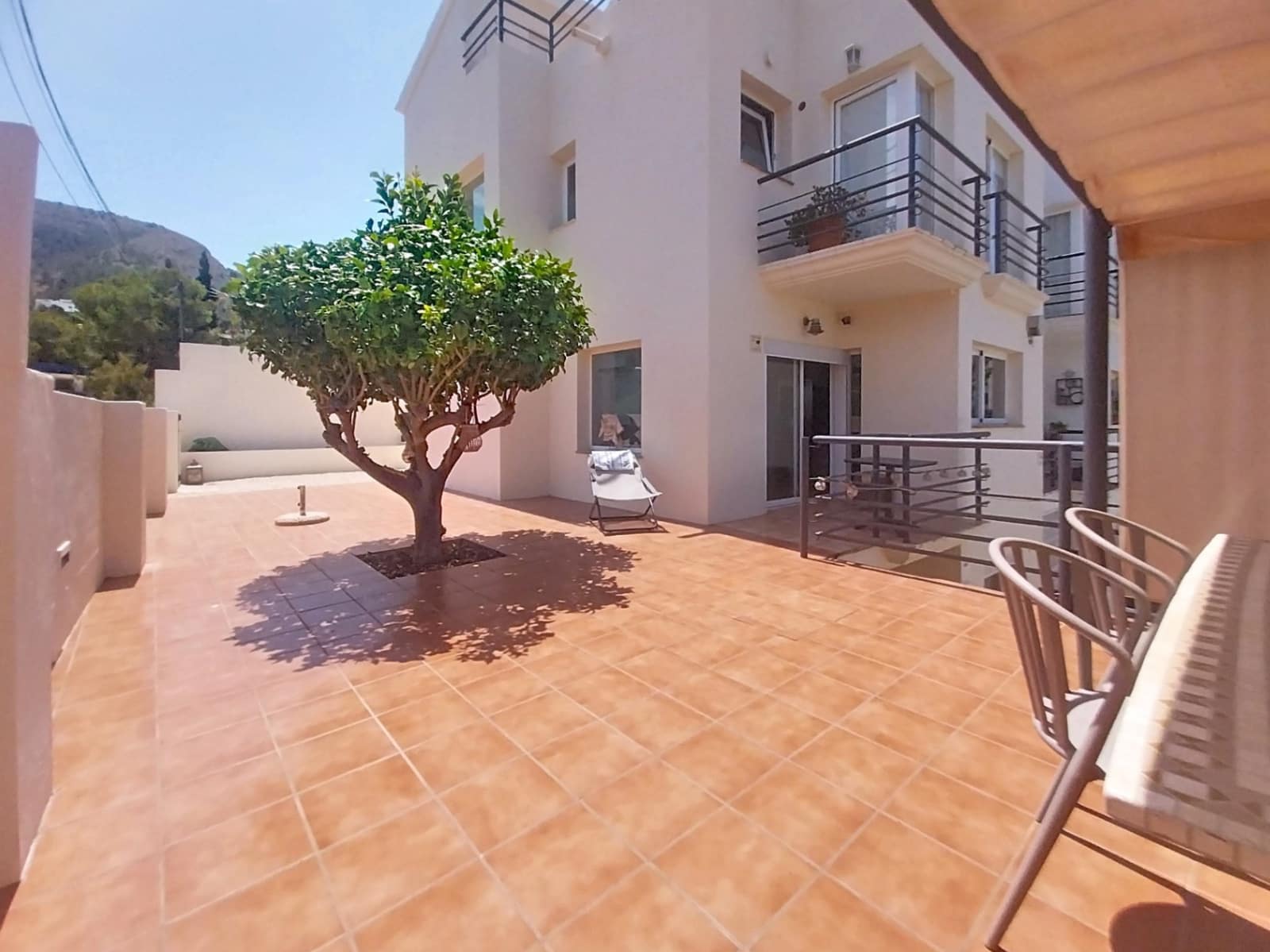 4 slaapkamer Halfvrijstaande villa te koop in Albir met zwembad garage - € 575.000 (Ref: 9879999)