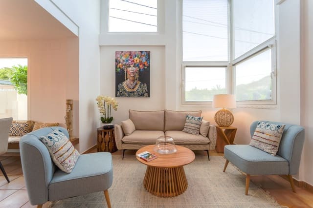 4 soveværelse Semi-Rækkehus til salg i Albir, Alfaz del Pi / L'Alfàs del Pi med swimmingpool garage - € 575.000 (Ref: 9879999)