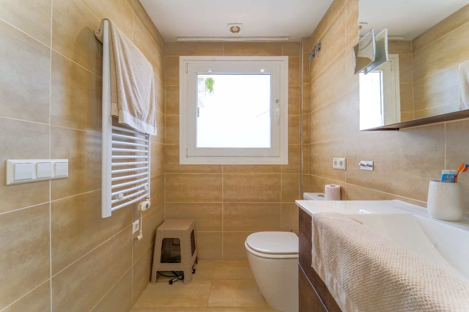 4 slaapkamer Halfvrijstaande villa te koop in Albir met zwembad garage - € 575.000 (Ref: 9879999)