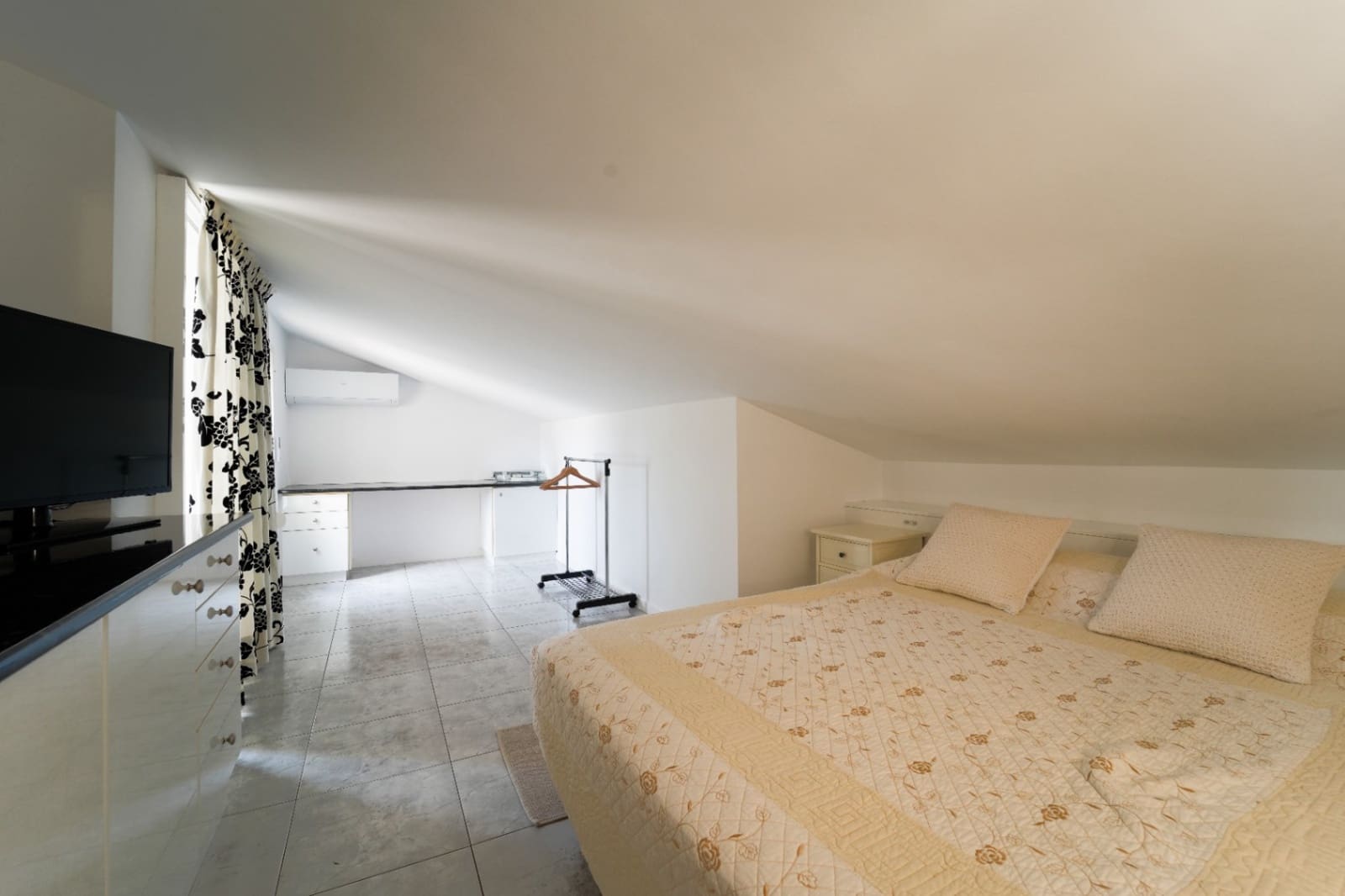 4 slaapkamer Halfvrijstaande villa te koop in Albir met zwembad garage - € 575.000 (Ref: 9879999)