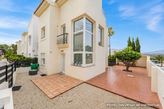 4 chambre Villa/Maison Semi-Mitoyenne à vendre à Albir, Alfaz del Pi / L'Alfàs del Pi avec piscine garage - 575 000 € (Ref: 9879999)