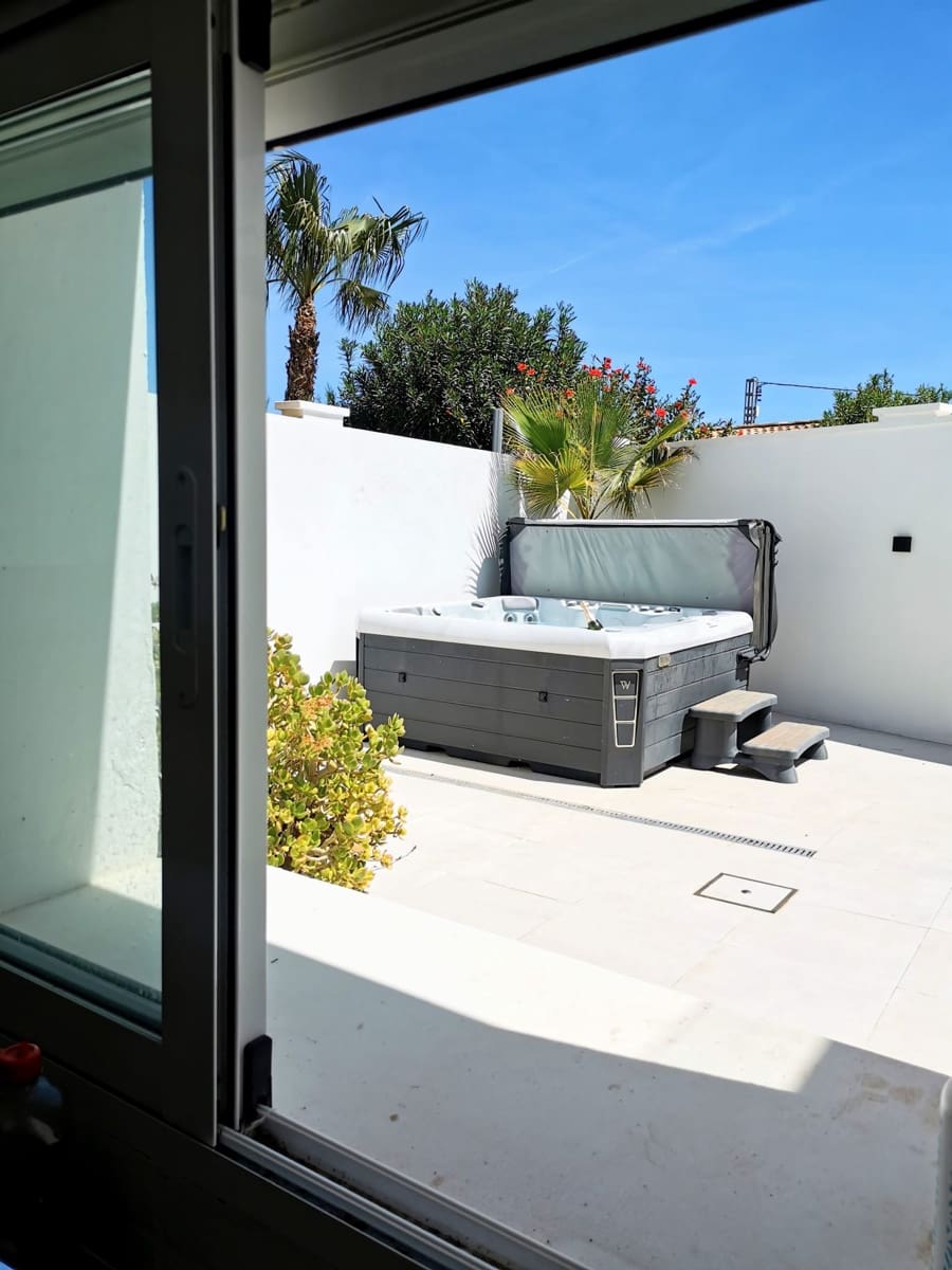 3 soverom Villa til salgs i La Nucia med garasje - € 365 000 (Ref: 9891367)