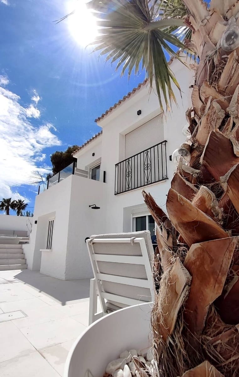 3 soverom Villa til salgs i La Nucia med garasje - € 365 000 (Ref: 9891367)
