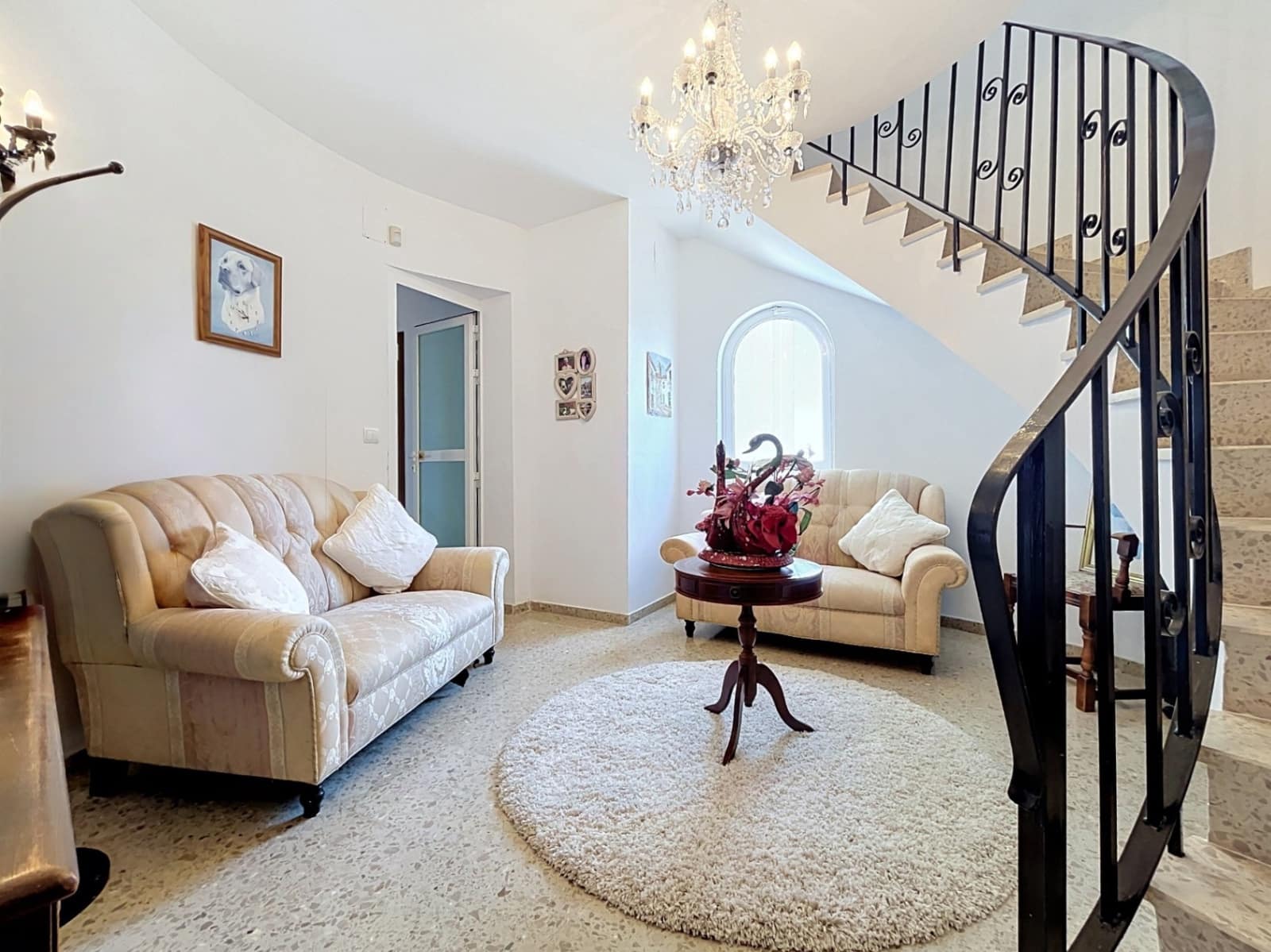 5 sypialnia Willa na sprzedaż w Callosa d'En Sarria z basenem garażem - 745 000 € (Ref: 9937102)
