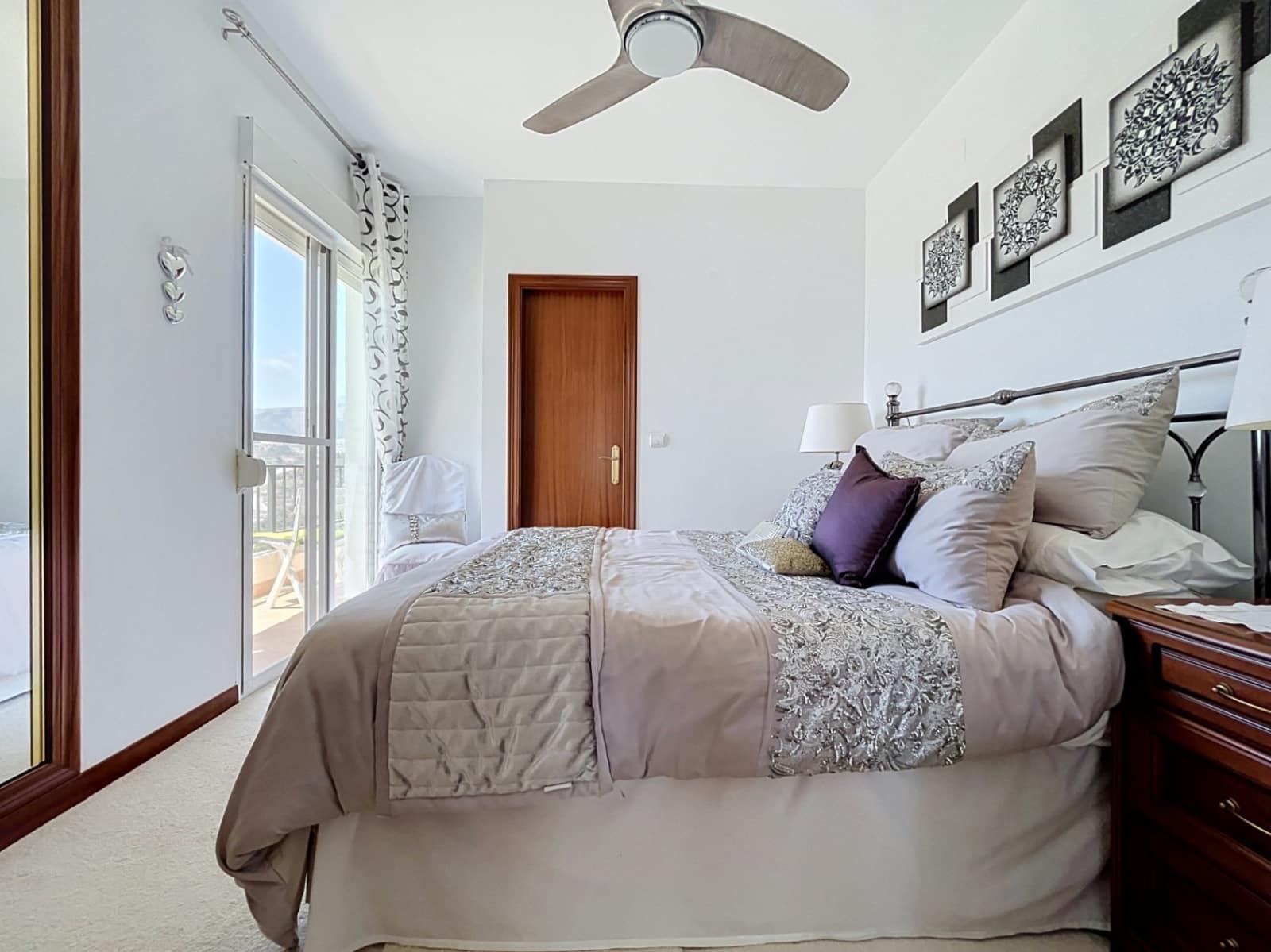 5 sypialnia Willa na sprzedaż w Callosa d'En Sarria z basenem garażem - 745 000 € (Ref: 9937102)