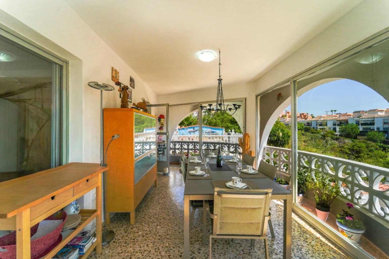 5 bedroom Villa for sale in La Nucia with pool garage - € 535,000 (Ref: 9941513)