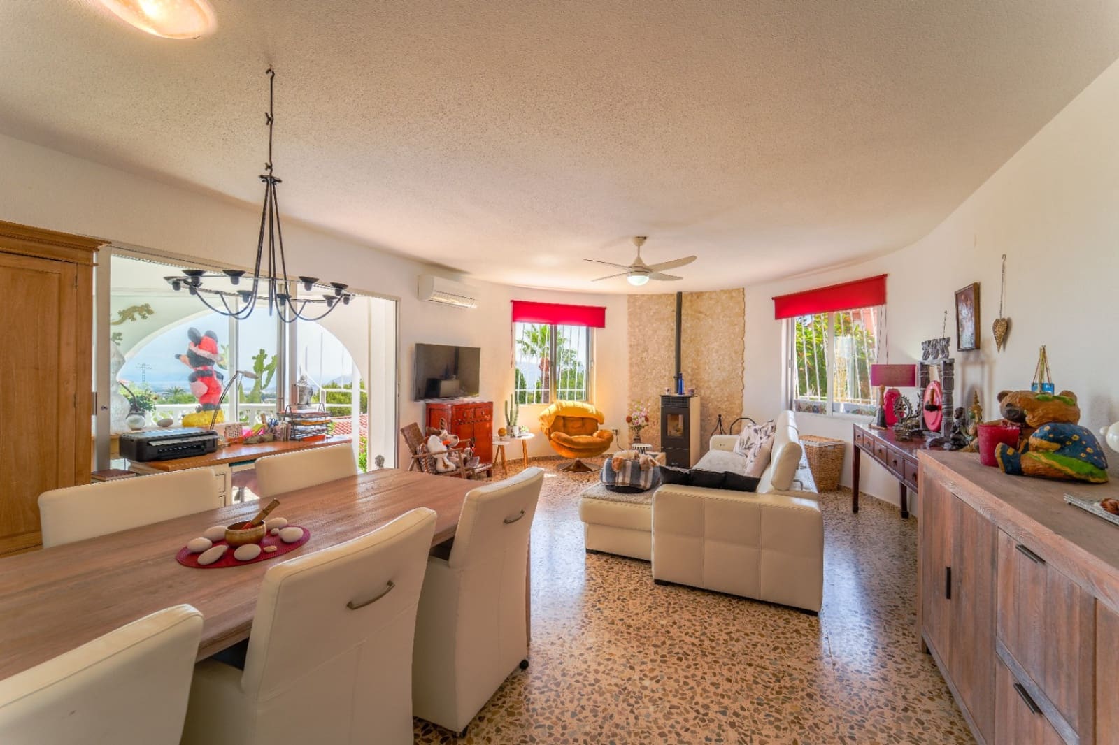 5 bedroom Villa for sale in La Nucia with pool garage - € 535,000 (Ref: 9941513)