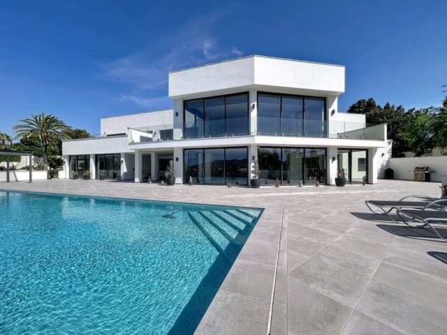 5 soveværelse Villa til salg i Altea med swimmingpool garage - € 2.700.000 (Ref: 9956583)