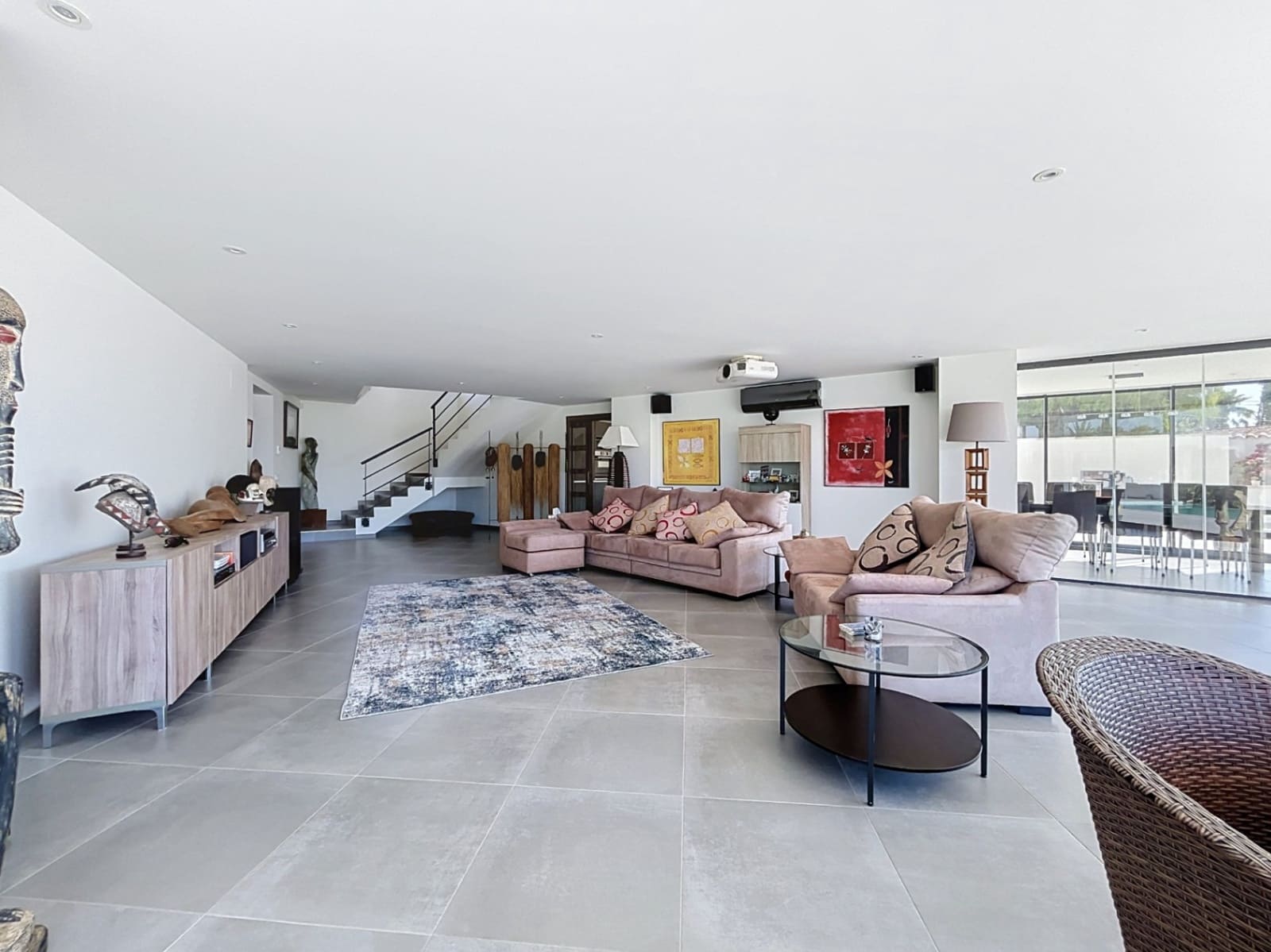 5 bedroom Villa for sale in Altea with pool garage - € 2,700,000 (Ref: 9956583)