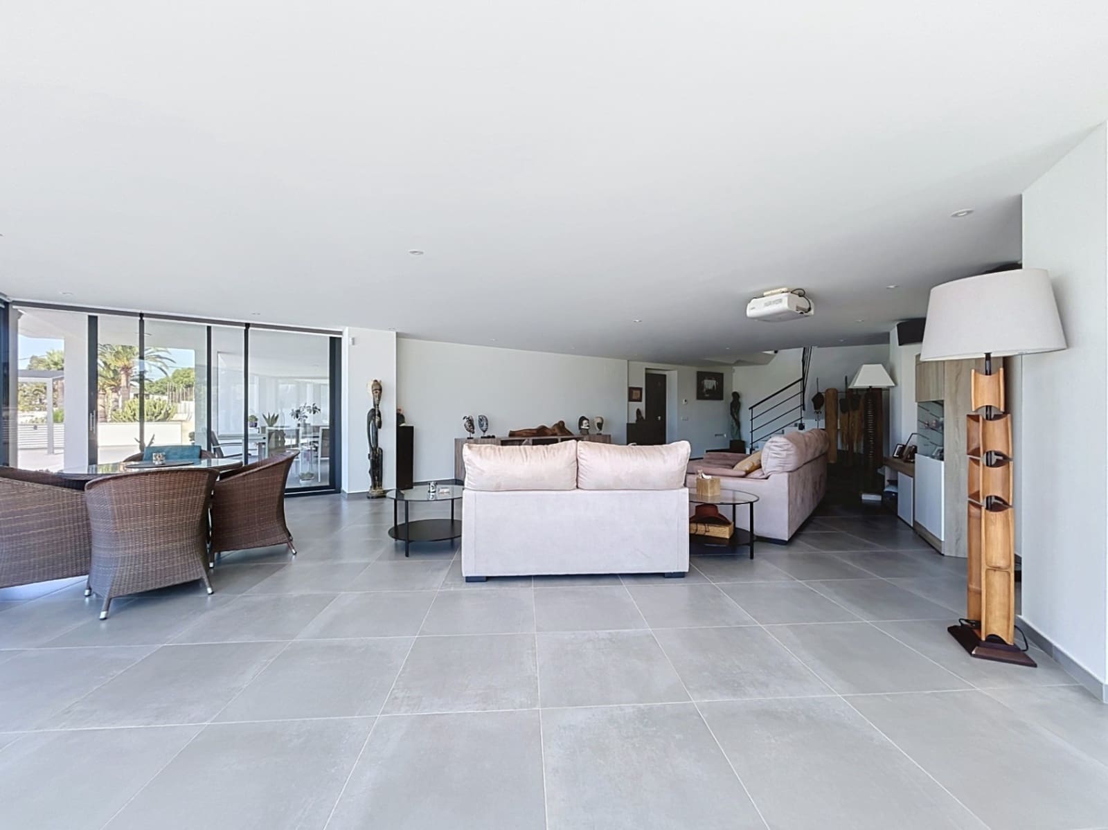 5 bedroom Villa for sale in Altea with pool garage - € 2,700,000 (Ref: 9956583)