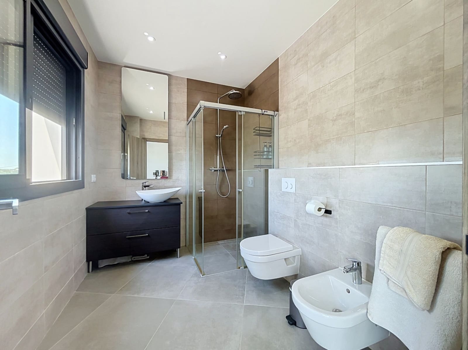 5 bedroom Villa for sale in Altea with pool garage - € 2,700,000 (Ref: 9956583)