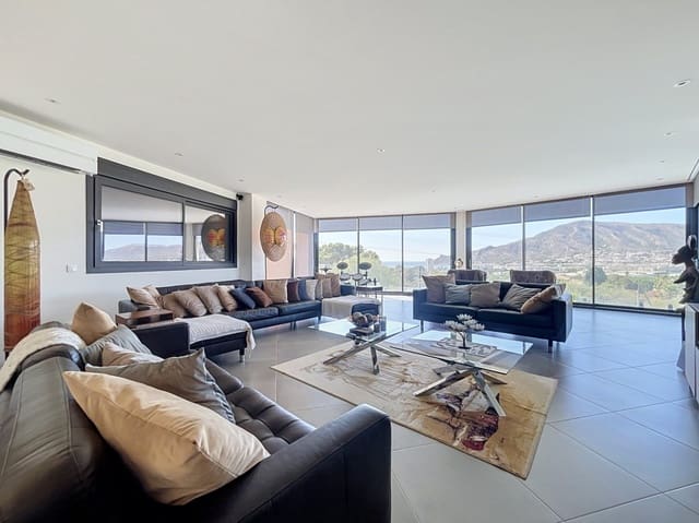 5 soveværelse Villa til salg i Altea med swimmingpool garage - € 2.700.000 (Ref: 9956583)