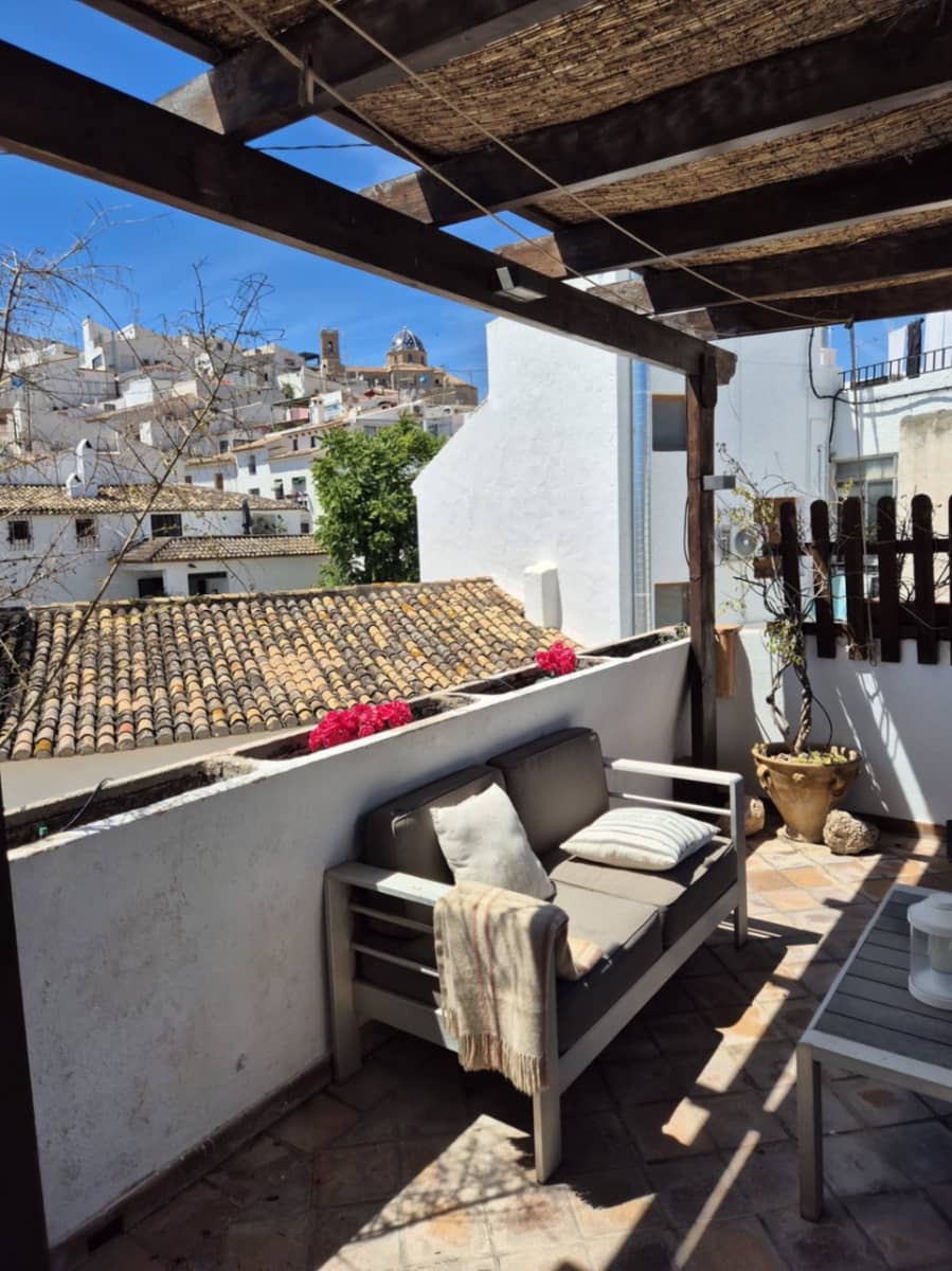 4 slaapkamer Halfvrijstaande villa te koop in Altea met garage - € 799.000 (Ref: 9958522)