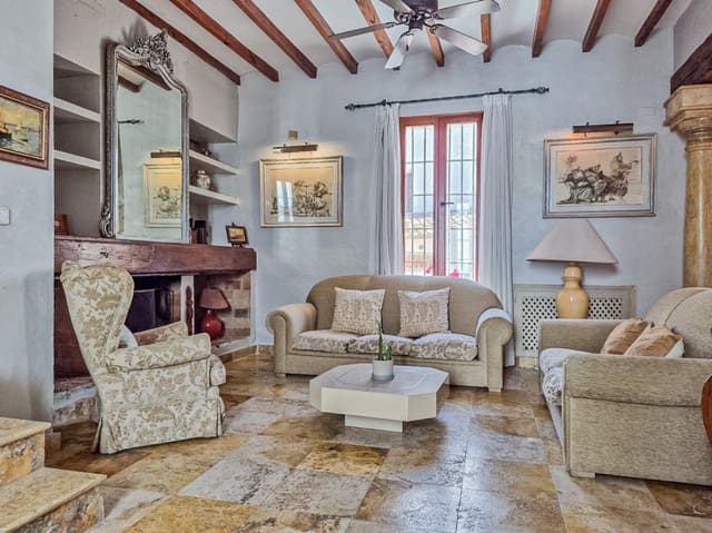 4 bedroom Semi-detached Villa for sale in Altea with garage - € 799,000 (Ref: 9958522)