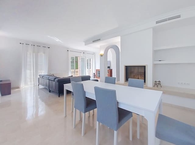4 chambre Villa/Maison à vendre à Finestrat Pueblo, Finestrat avec piscine garage - 950 000 € (Ref: 9965928)