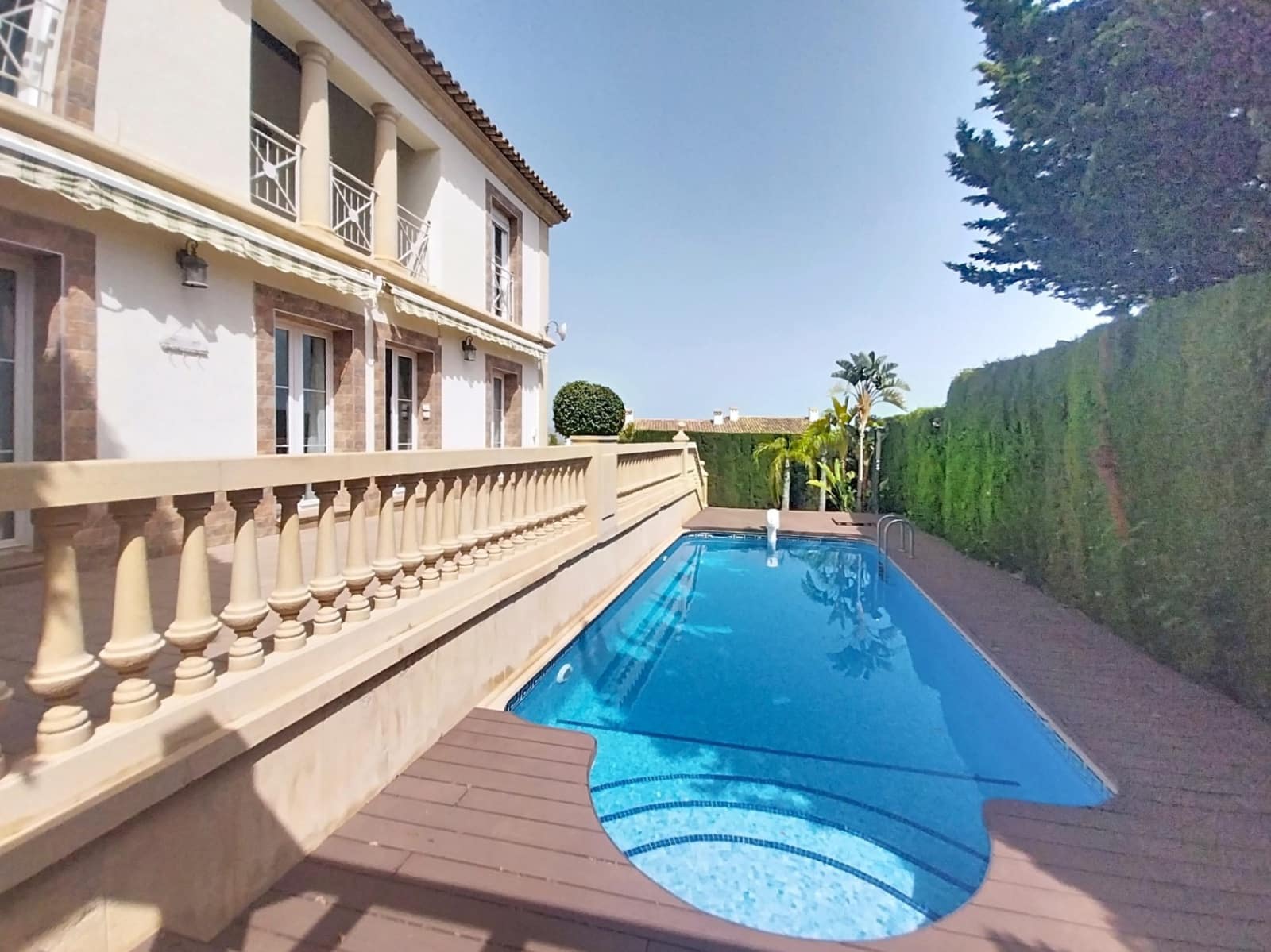 4 quarto Moradia para venda em Finestrat com piscina garagem - 950 000 € (Ref: 9965928)