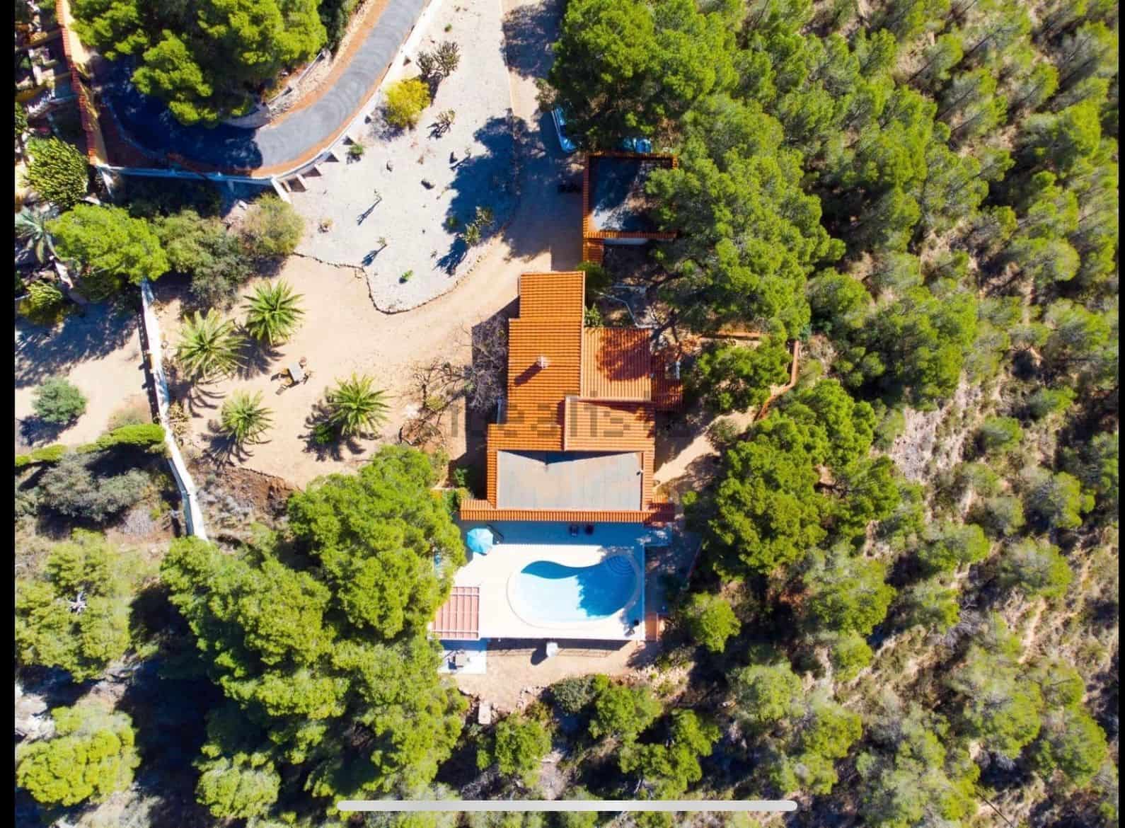 3 quarto Moradia para venda em Finestrat com piscina garagem - 689 000 € (Ref: 9974267)