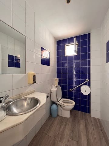 Comercial para venda em Altea - 199 000 € (Ref: 9974371)